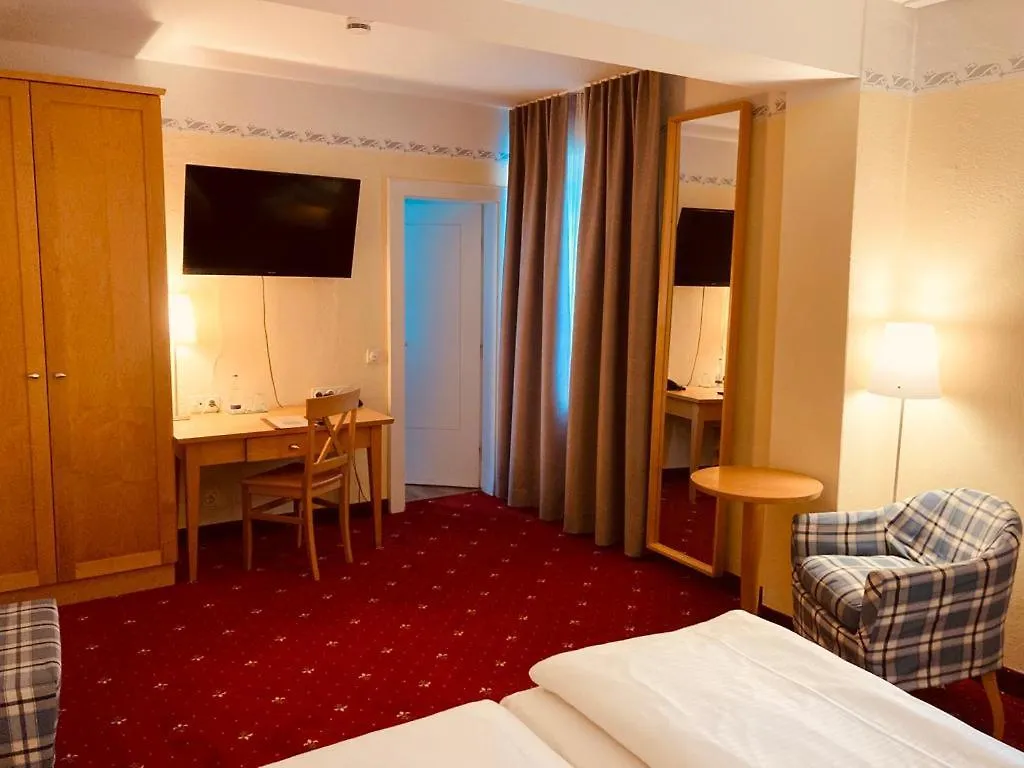 **  Hotel Rosenheimer Hof Traunstein Almanya